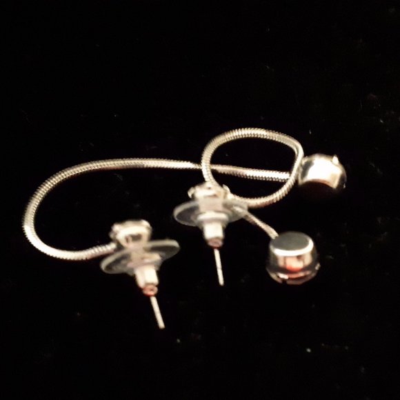 Vintage Rhinestone Shoulder Duster Earrings - Picture 2 of 5